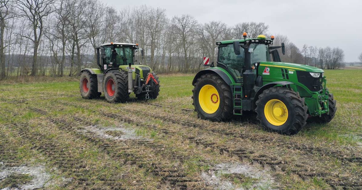 Test BKT AGRI­MAX­FACTOR 710/70 R 30 & 600/70 R 30